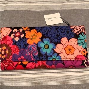 NWT Vera Bradley trifold